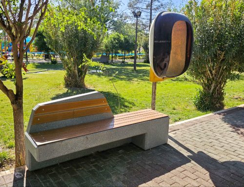 نیمکت بتنی مدل N7 دارای پشتی و چوب پلاست